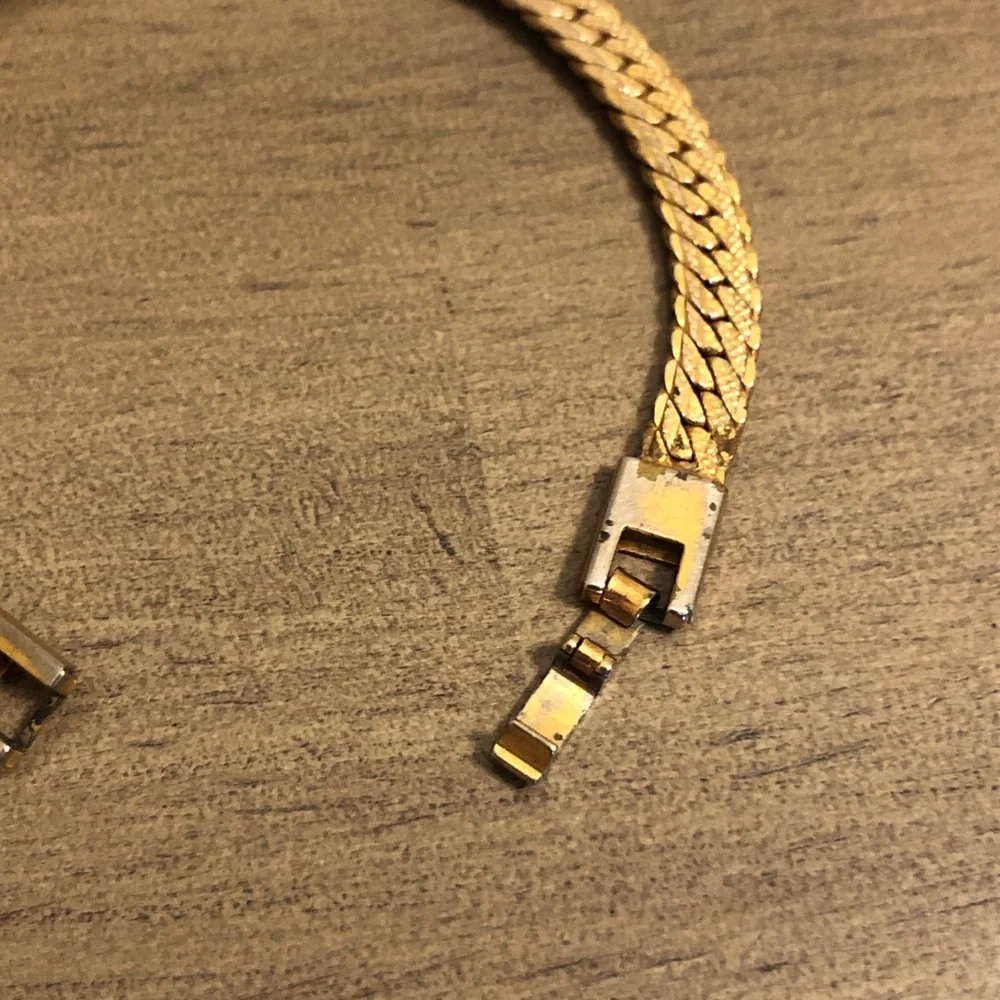 Vintage Gold Tone Bracelet